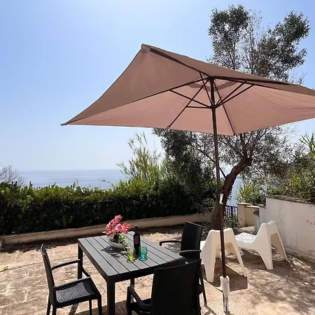 House Overlooking The Bay - Seaview Villa Marina Serra